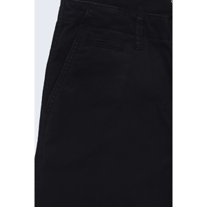 Fabricantes de Pakistán, Proveedores al por Mayor de Pantalones Cortos de Mezclilla para Hombre, OEM, Personalizados, Casuales, Transpirables, Ecológicos - Product Image 3