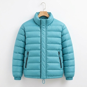 Veste matelassée unisexe bleu clair, manteau d'hiver à col montant, fermeture éclair, streetwear d'extérieur, vêtements personnalisés OEM ODM - Product Image 1