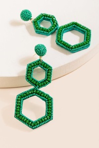 Boucles d'oreilles pendantes en forme de tasse à café ornée de perles, bijoux fantaisie faits à la main pour cadeau de fête d'automne - Product Image 2