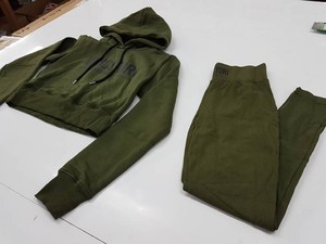 Custom French Terry Hoodie <b>Set</b> with Matching Joggers Soft Cotton Blend and Professional OEM Production for Fashion Collections - Product Image 6