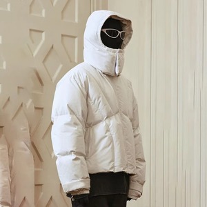 เสื้อแจ็คเก็ตบุหนาคุณภาพสูงแบบกำหนดเองจากผู้ผลิต เสื้อโค้ทกันลมแบบมีสีสันตัดกันสำหรับผู้ชาย เหมาะสำหรับกิจกรรมกลางแจ้ง - Product Image 2