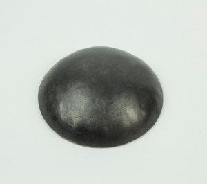 Venta al por mayor de estilo coreano negro antiguo cargadores cuencos de acero inoxidable de metal para servir plato de cena para fiestas de boda - Product Image 2