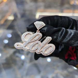 Colgante de Letra Pleasure Chapado en Oro Rosa de 18K con Moissanita, Amuleto Hip Hop, Joyería Unisex para Fiesta - Product Image 1