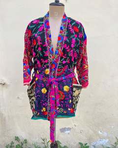 Hermoso Kimono Phulkari Bordado, Kimono Phulkari para Damas de Honor, Kimono con Trabajo de Espejo, Kimono Largo Phulkari, Túnicas Kimono Phulkari, Regalo para Ella - Product Image 4