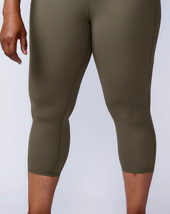 Shorts de yoga tricotés taille haute pour femmes 2026 – Couleur unie, respirants, taille élastique, Spandex, Polyester, style sportif, avec poches – Vente en gros - Product Image 3