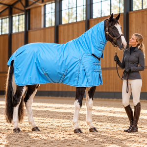 Couverture de protection pour chevaux Sky Blue 180G, poids moyen, imperméable |   Couverture coupe-vent respirante en Ripstop 600D avec ajustement intégré pour le cou - Product Image 3