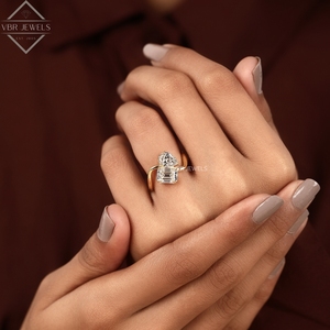 Anillo de Diamantes con Dos Piedras en Forma de Pera, Corte Esmeralda, Oro Amarillo, Banda Abierta, Joyería de Compromiso, Regalo para Mujer, Diseño de Lujo - Product Image 4