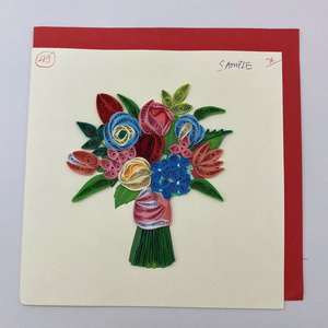 Carte de vœux artisanale en papier plissé 3D avec bouquet de fleurs, finition mate, design artistique personnalisé du Vietnam - Product Image 1