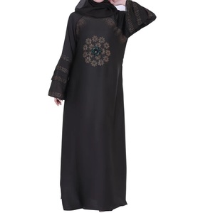 Vêtements islamiques tendance 2026 pour femmes, robe longue à manches longues de couleur unie, abaya pour femmes musulmanes, sur mesure OEM ODM - Product Image 4
