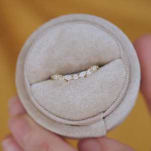 Bagues empilables à contour incurvé en or massif 14K 18K avec diamant de laboratoire taille marquise serti à griffes, motif vague, assorties, pour femme, style minimaliste - Product Image 6