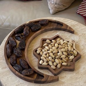 Plateau de service décoratif en bois en forme de croissant de lune et d'étoile, décoration de table pour le Ramadan, plateau de présentation festif pour la maison, fête de l'Iftar et occasions spéciales - Product Image 3