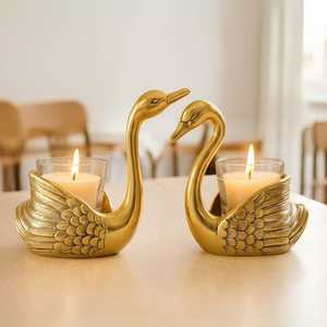 Ensemble de bougeoirs en aluminium Golden Swan, faits à la main, durables, écologiques, portables, pour la décoration de la maison, les mariages et les usages religieux, résistants à la chaleur - Product Image 1