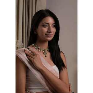 Ensemble collier et boucles d'oreilles de mariage indien en argent sterling 925 avec pierres vertes et perles - Product Image 3