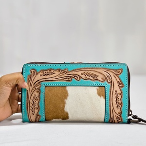 Cartera de Mano con Cierre de Cremallera y Correa para Muñeca, de Cuero Vacuno Genuino con Diseño Floral Occidental, Anti-Robo, para Mujer - Elegante y Vintage - Product Image 2