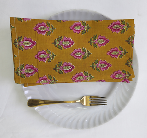 Servilleta de Mesa de Algodón Hecha a Mano con Estampado Floral, 100% Algodón, Desechable, Personalizable, para Reuniones Festivas, Hecha a Mano en India - Product Image 3