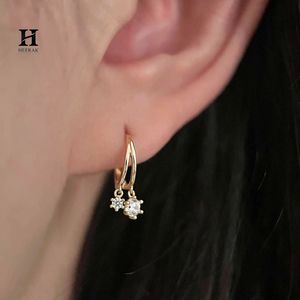 Pendientes Minimalistas de Aro Doble Colgante de Oro de 14K con Diamantes Redondos y Múltiples Dijes para Mujer - Product Image 1