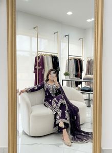 ชุดชาราร่าพร้อมสวมใส่ ดีไซน์ใหม่มาแรง พร้อมผ้าคลุมไหล่ สำหรับงานปาร์ตี้ ชุดชาราร่าปักลายหนัก - Product Image 3