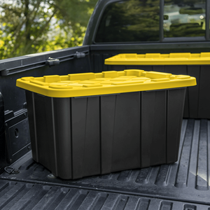 Contenitore portaoggetti in plastica resistente da 27 galloni con coperchio a scatto, nero e giallo, confezione da 6 - Product Image 3