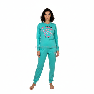 Service OEM vêtements d'été survêtements pour femmes ensembles t-shirts et pantalons multicolores ensemble t-shirt et pantalon prix de gros - Product Image 1