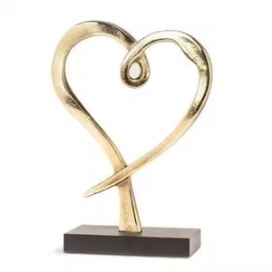 Garden <b>Decor</b> Metal Sculpture <b>Decorative</b> Showpiece Figurine Balcony <b>Table</b> <b>Decor</b> Interior Accent - Product Image 1