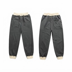 กางเกงวอร์มขาบานทรงหลวมสีดำสำหรับผู้ชาย ผ้าโพลีเอสเตอร์ - Product Image 6