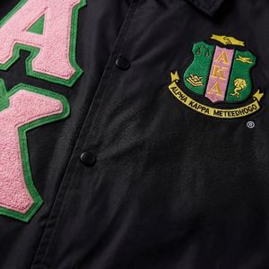 Veste Coach Noire Femme avec Motif Lettres Vert Rose – Décontractée, Boutonnée, Légère, Tendance, Vêtement d'Extérieur, Streetwear - Product Image 5
