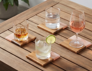 Sous-verres carrés en bois de noyer et résine époxy de qualité supérieure, design moderne pour la maison, l'hôtellerie, la vaisselle, accessoire de table élégant - Product Image 6