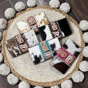 Portefeuilles en cuir de vachette façonnés à la main 2026, motif floral western, porte-cartes en cuir de vache à poils, portefeuille pour femme fait main, pochettes western pour femme - Product Image 5