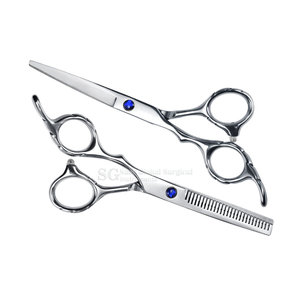 Ensemble de ciseaux professionnels pour droitiers en acier inoxydable tranchant avec 30 dents pour les ciseaux de barbier et la coupe de cheveux en salon de beauté - Product Image 3