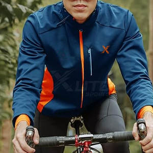 Veste de cyclisme coupe-vent en polyester personnalisée et durable pour hommes - pour les passionnés de cyclisme, l'entraînement et la pratique quotidienne - Product Image 2