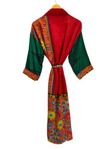 Kimono indio de seda con patchwork, túnica larga para dormir o para la playa, hecho a mano, vintage, de sari de seda reciclada. - Product Image 4
