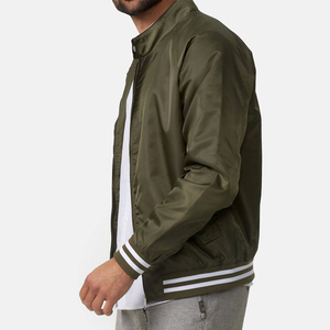 Veste en satin pour homme avec logo personnalisé, vêtements d'hiver de haute qualité, veste en satin personnalisée, veste en satin polyester pour homme, veste en satin d'hiver pour homme - Product Image 3