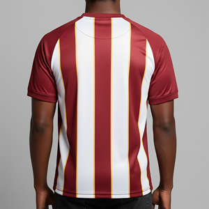 Anpassbares Hochwertiges Unisex Atmungsaktives Jacquard-Bedrucktes Fußballtrikot Langlebiges Umweltfreundliches V-Ausschnitt Kurzarm Schnelltrocknend Individuell - Product Image 4