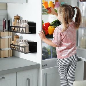 Lot de 2 paniers magnétiques en métal pour épices, à fixer sur réfrigérateur, organisateurs de rangement pour assaisonnements, pour la décoration intérieure K - Product Image 5