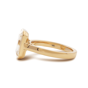 Anillo Moderno Minimalista de Oro Amarillo Sólido de 14K con Diamante Cultivado en Laboratorio de Corte Esmeralda de 3ct, Certificado IGI, para Mujer, con Bisel Estilo Oriente-Oeste de Lujo - Product Image 3
