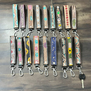 Bracelet de poignet en cuir véritable durable et fait main, personnalisé, pour femme, avec clip métallique, porte-clés, vente en gros - Product Image 6