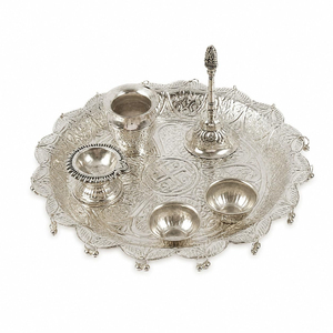 Ensemble de thali en cuivre pur fait main pour les rituels hindous, accessoires traditionnels pour les temples et les mandirs, comprend un kalash, un diya et une assiette - Product Image 3