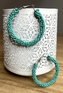 Boucles d'oreilles pendantes géométriques tressées bohèmes en acier inoxydable avec perles et support triangulaire, tendance 2026 pour femme, idéales comme cadeau - Product Image 6