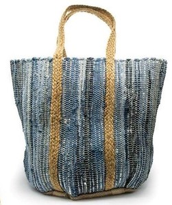 Sac fourre-tout bohème en jute pour femme, noir et beige unis, ouvert, avec poignée d'épaule, écologique, pour la plage et l'usage quotidien estival - Product Image 4