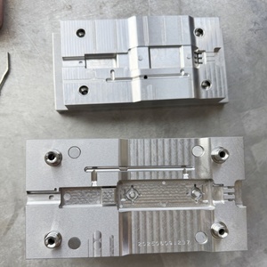 Molde de Protección para Cables y Arnéses, Molde de Inyección de Baja Presión, Fabricante de Moldes - Product Image 4