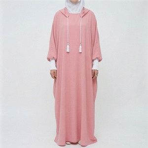 ขายส่งชุดบิชต์อาบายะห์หรูหราแบบเรียบง่ายสำหรับผู้หญิง ขนาดสั่งทำได้ สีพื้น ดีไซน์เรียบง่ายทันสมัย สไตล์ดั้งเดิม ผ้าชีฟอง คอวี - Product Image 1