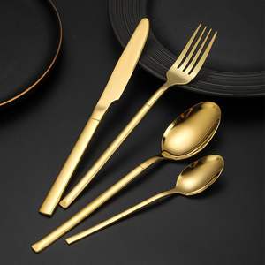 Ensemble de couverts en métal exclusif offrant sophistication, confort et une utilisation durable - Product Image 5