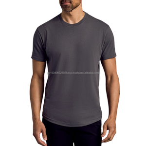 Camiseta Clásica de Cuello Redondo para Hombre, Estilo Casual Elegante con Dobladillo Curvo, Hecha de Poliéster y Algodón de Punto de 200 Gramos, Diseño Liso - Product Image 4