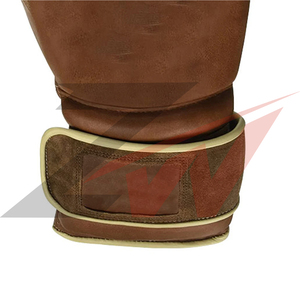 Gants de boxe professionnels en cuir personnalisés, fabriqués en usine, pas chers, vente chaude, unisexe, pour le MMA et les arts martiaux mixtes - Product Image 3