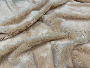 Tissu en poly mohair super doux 100% polyester 7mm 250gsm couleur crème pour jouets en peluche et vêtements - Product Image 2