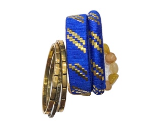 Juego de 5 Brazaletes de Hilo de Seda Azul con Alambre de Latón, Brazaletes de Latón Multicolor con Esmalte, Juego de Brazaletes Estampados - Product Image 1