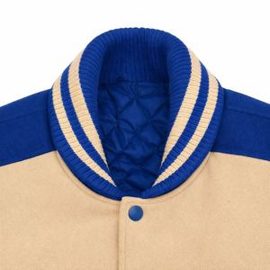 เสื้อแจ็คเก็ตฟลีซแบบ Varsity Coat สำหรับผู้ค้าส่งและร้านค้าปลีกในหมวดกีฬา รับผลิตแบบ Private Label สำหรับการสั่งซื้อจำนวนมาก - Product Image 3