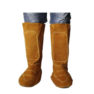 Couvre-chaussures de soudeur en cuir de vachette pleine fleur de haute qualité, protection ignifuge niveau D, résistance à la chaleur élevée 500-1000°C - Product Image 1