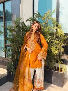 Ensemble Anarkali brodé orange pour femme avec pantalon palazzo blanc, tenue traditionnelle indienne et pakistanaise pour mariage, coupe ample, longueur cheville - Product Image 5