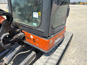 Miniexcavadora hidráulica compacta diésel ZX38U-6 2023 de 1000 toneladas para excavación de zanjas en Texas - Product Image 6